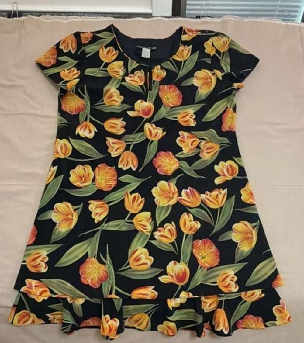 Hampton Dress Co. Vintage 90s Black Floral Tulip Short Sleeve Dress Size 14